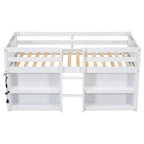 Letto a soppalco basso in legno per due persone con ripiani a due livelli e LED
