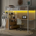 Letto a soppalco in metallo e legno di rovere naturale + bianco antico, piazza singola, con scrivania, cassetti e USB