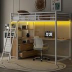 Letto a soppalco in metallo e legno di rovere naturale + bianco antico, piazza singola, con scrivania, cassetti e USB