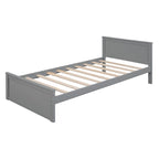 Letto a soppalco con letto a sé stante, scaffali, scrivania e armadio