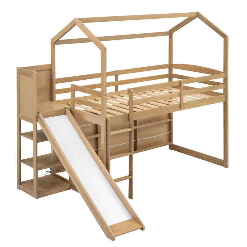 Letto a soppalco in legno a forma di casetta con materasso singolo