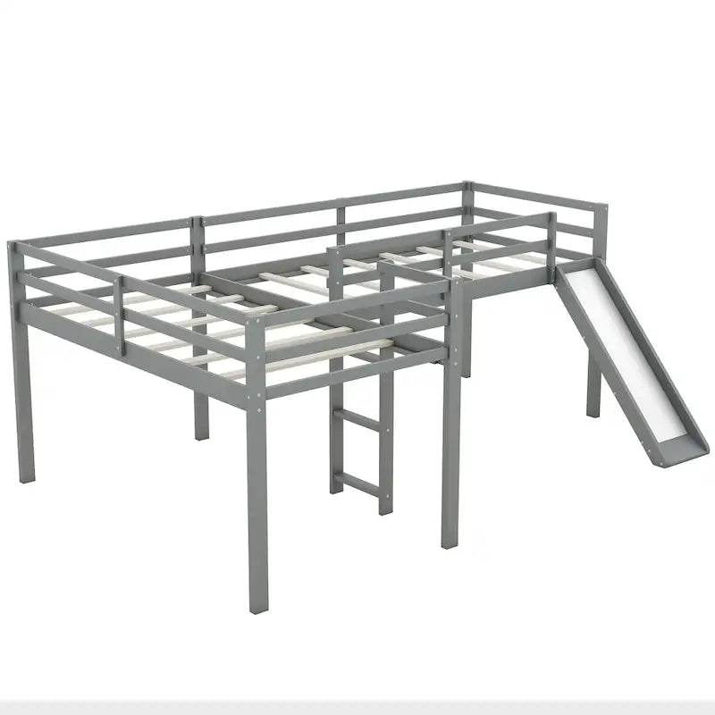Letto a soppalco con scaletta e scivolo